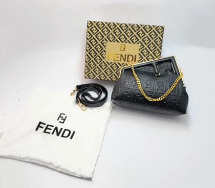 کیف فندی مجلسی 8700