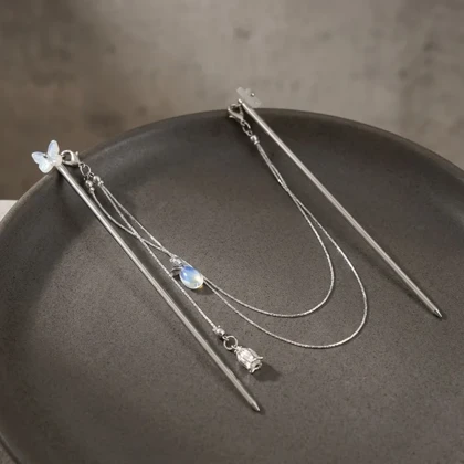 کانزاشی مو زنانه فلزی نقره‌ای آویزدار دو لاین با کریستال شفاف مدل لومیرا