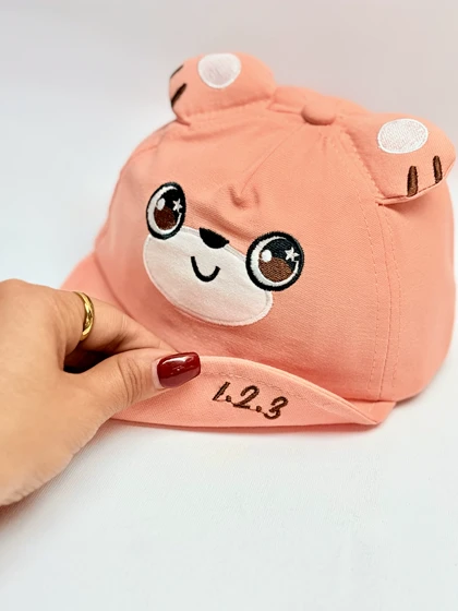 کلاه نوزادی نقاب دار