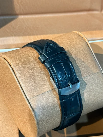 ساعت طرح رمانسون مردانه مشکی صفحه سفید