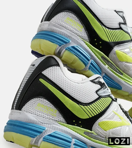 کفش کتانی بزرگ پا سفید مشکی لیمویی BROOKS adrenaline gts 22