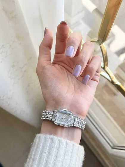 ساعت زنانه نگین‌دار