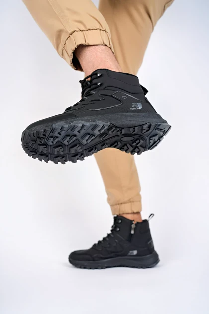 بوت و نیم بوت موگو muggo