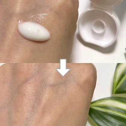 ضد آفتاب سبک و جذب سریع کوزارکس، COSRX مدل Ultra-Light SPF50 مناسب انواع پوست حجم 50 میلی‌لیتر