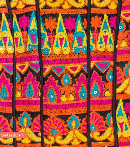 تاپ سوزندوزی مشکی نارنجی