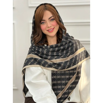 روسری نخی لمه طرحGuess