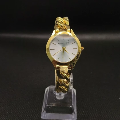 ساعت مچی زنانه کد vs10040