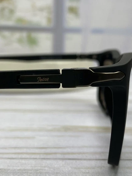 عینک آفتابی مردانه با فریم کائوچو و عدسی پلی‌کربنات پلاریزه محافظ UV400 و مناسب رانندگی