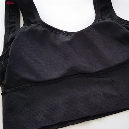 ست نیم‌تنه و شورت ورزشی زنانه مشکی مدل 4620