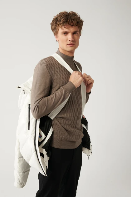 ژاکت اسکی مردانه اوا avva