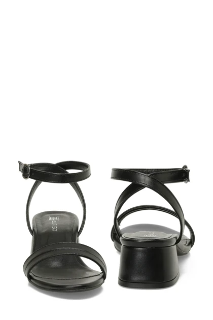 صندل زنانه اورجینال butigo butigo