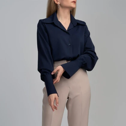 شومیز زنانه کرپ یقه پایه دار کریستینا (Cristina) سین استایل