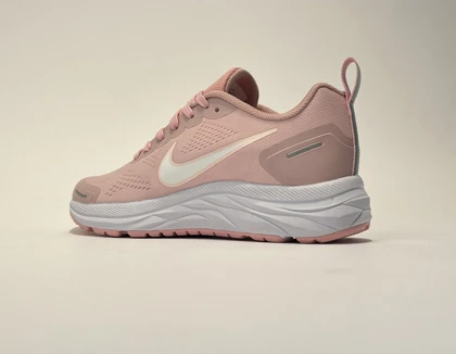 کفش ورزشی نایک وینفلو صورتی