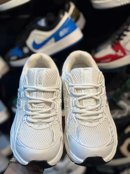 کتانی زنانه نیوبالانس 740 سفیدزیتونی