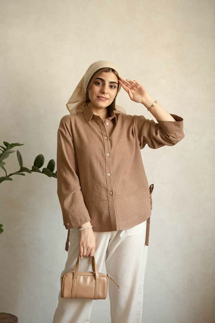 شومیز لینن راه راه زنانه مدل هور سبک، خنک و خوش‌فرم