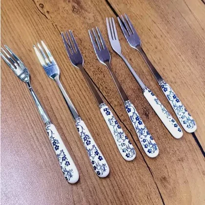 چنگال اردو خوری طرح دنی هوم گل آبی