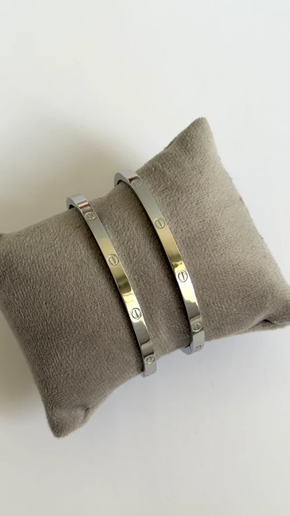 بنگل کارتیر ظریف نقره ای