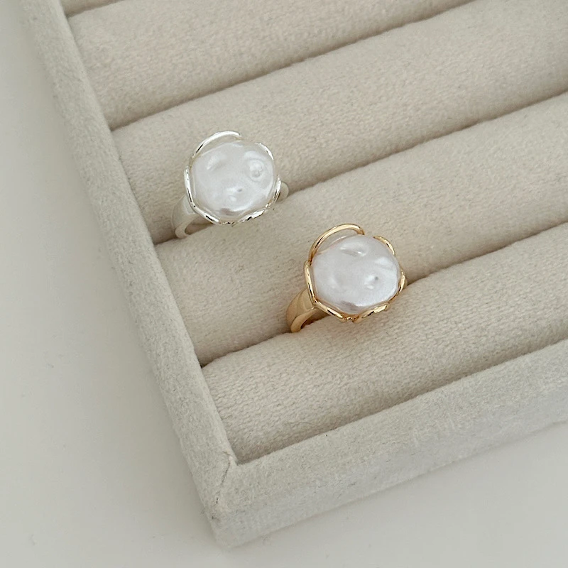 انگشتر زنانه مینیمال مرواریدی کد 839