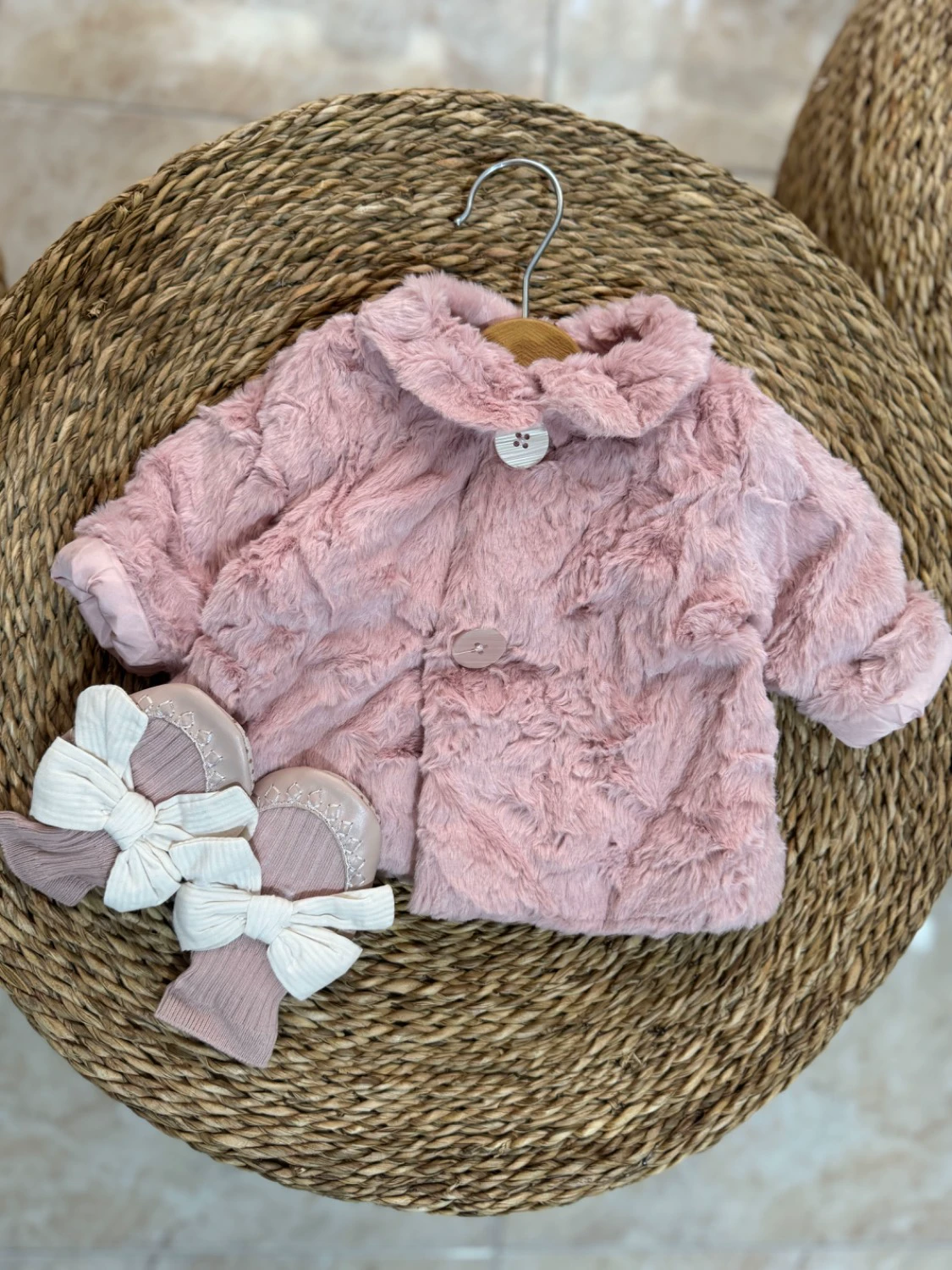 کت پشمالو عروسکی