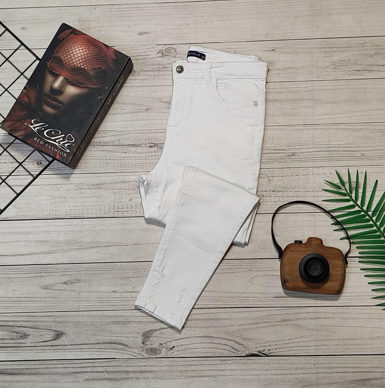 شلوار جین اسکینی دمپا زاپ‌دار کد 10160