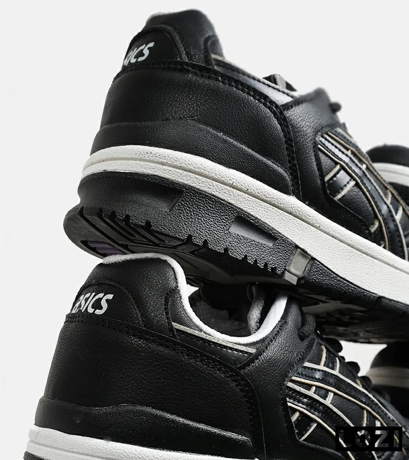 کفش کتانی مردانه مشکی سفید ASICS TIGER RUNNER II مدل 6691