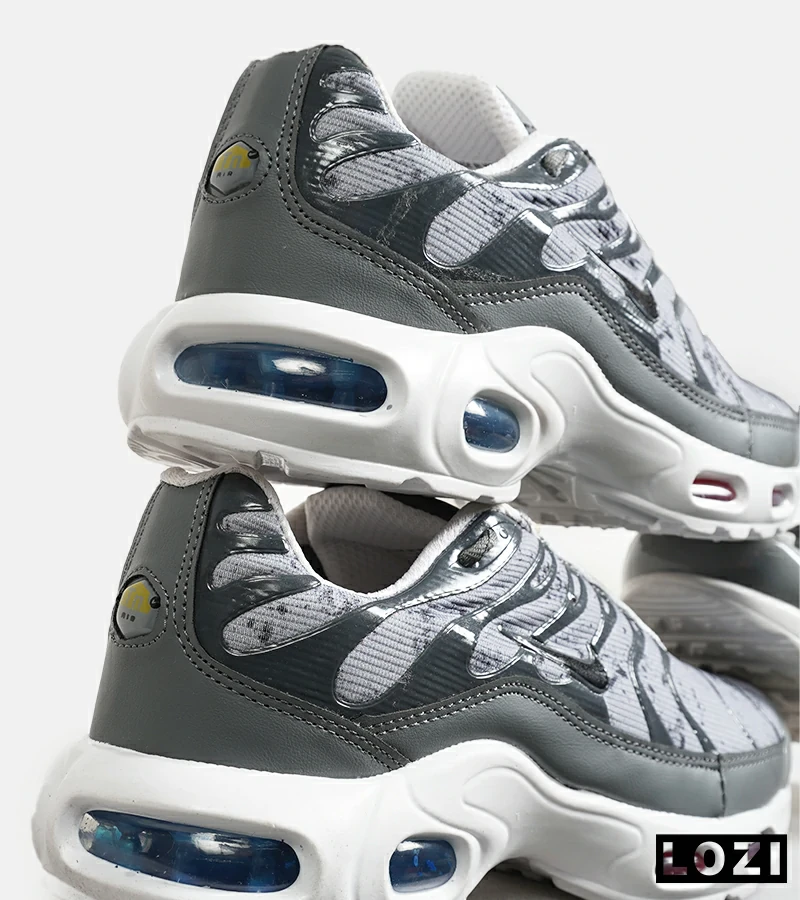 کفش کتانی مردانه و زنانه سفید طوسی NIKE AirMax Plus TN Ultra مدل 7031