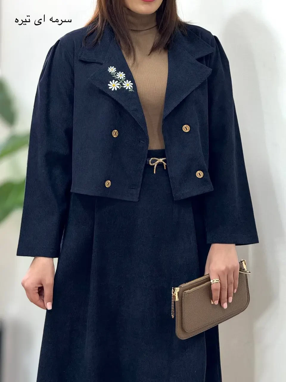 ست کت و دامن گلدوزی سیمین 1