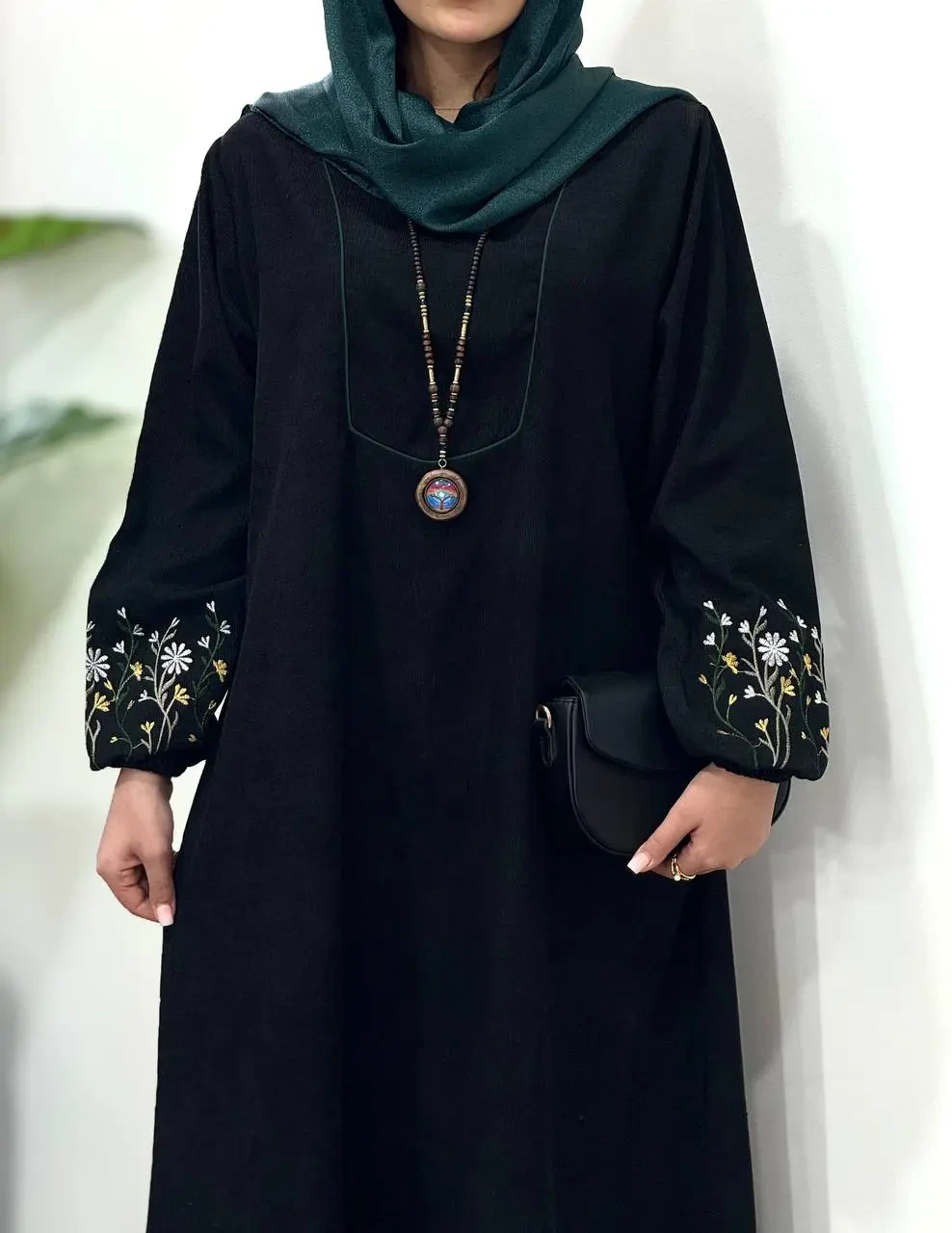 پیراهن مانتویی گلدوزی جانان