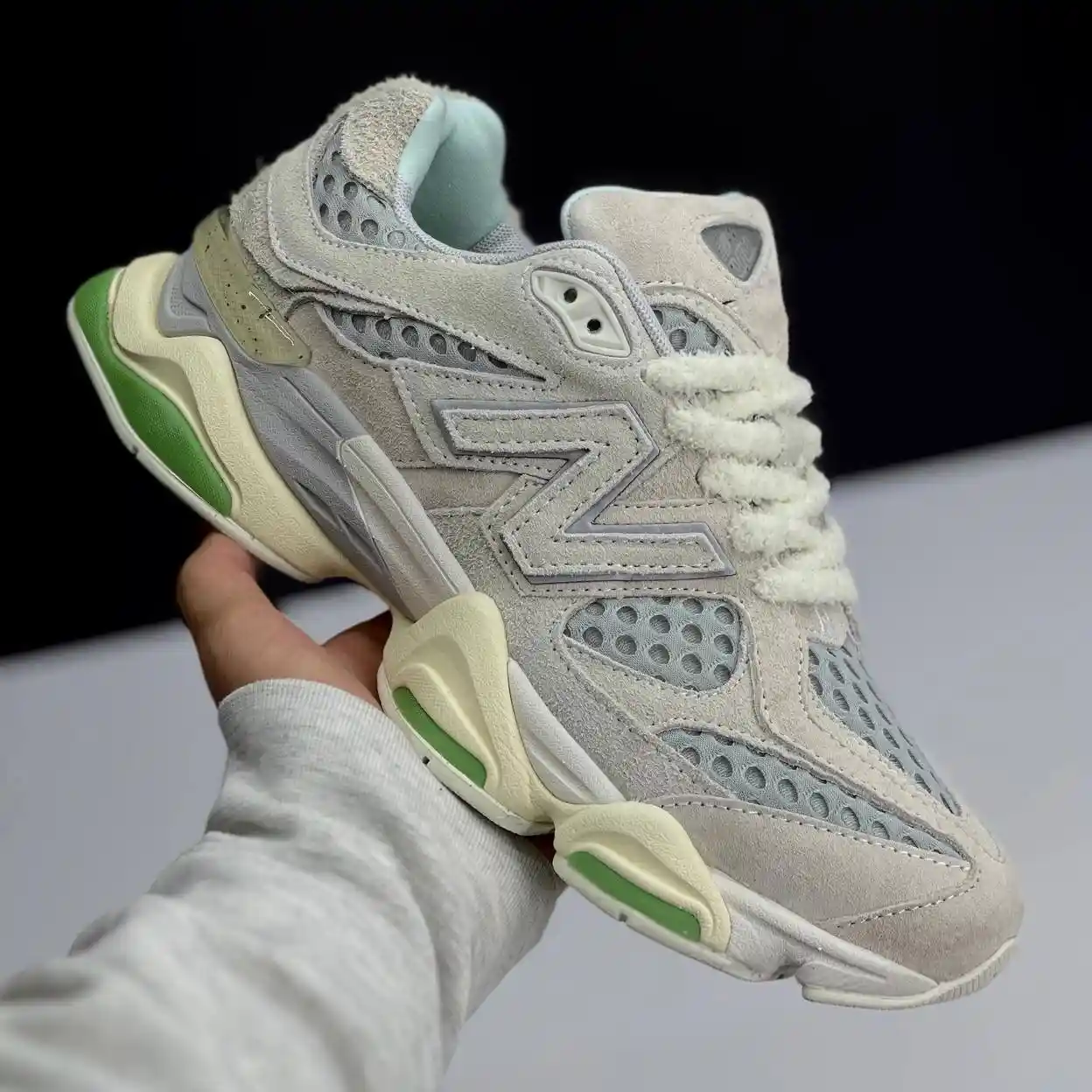 کتانی نیوبالانس 9060 طوسی سبز New Balance 9060 Grey Green