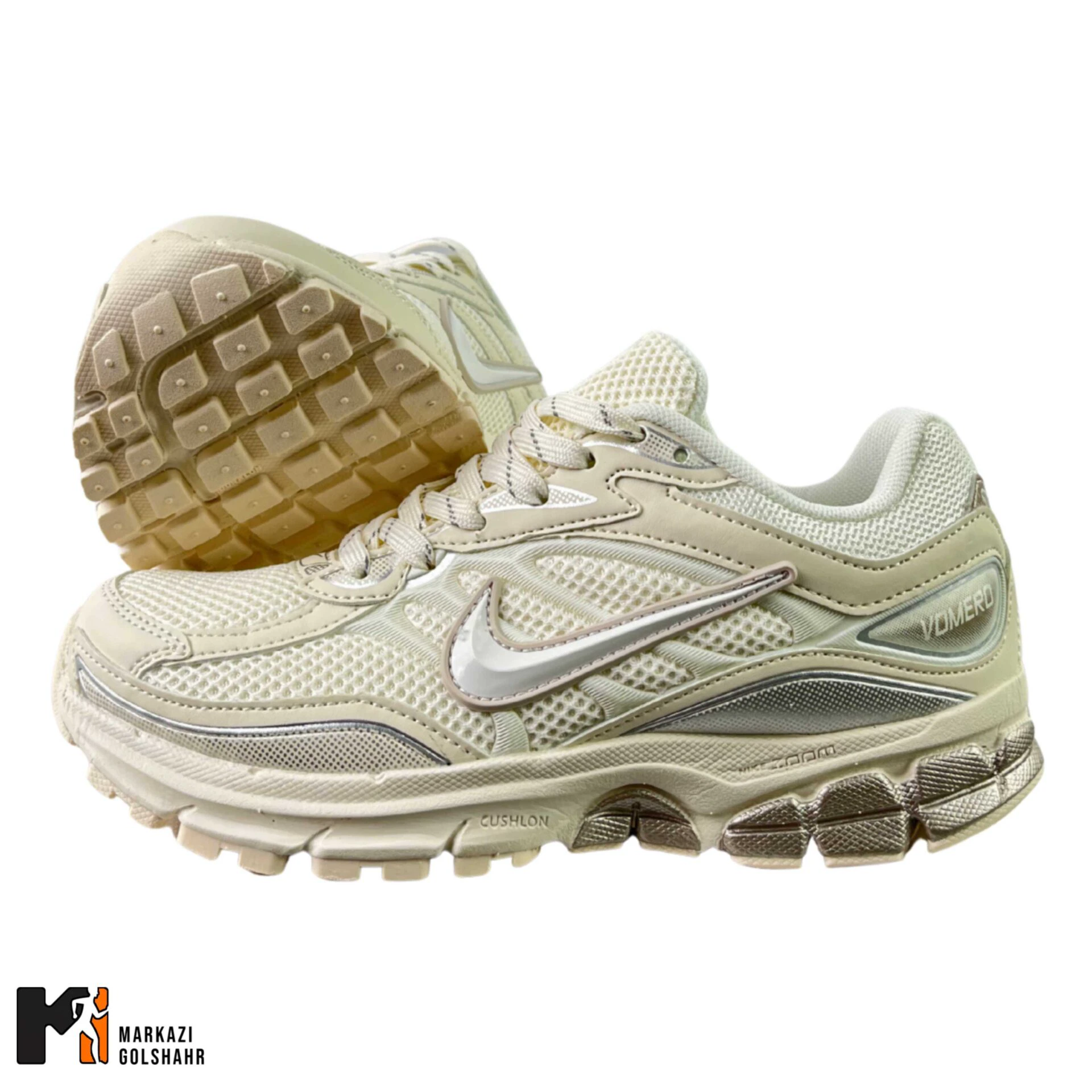 کفش زنانه نایک کرم مدل Vomero