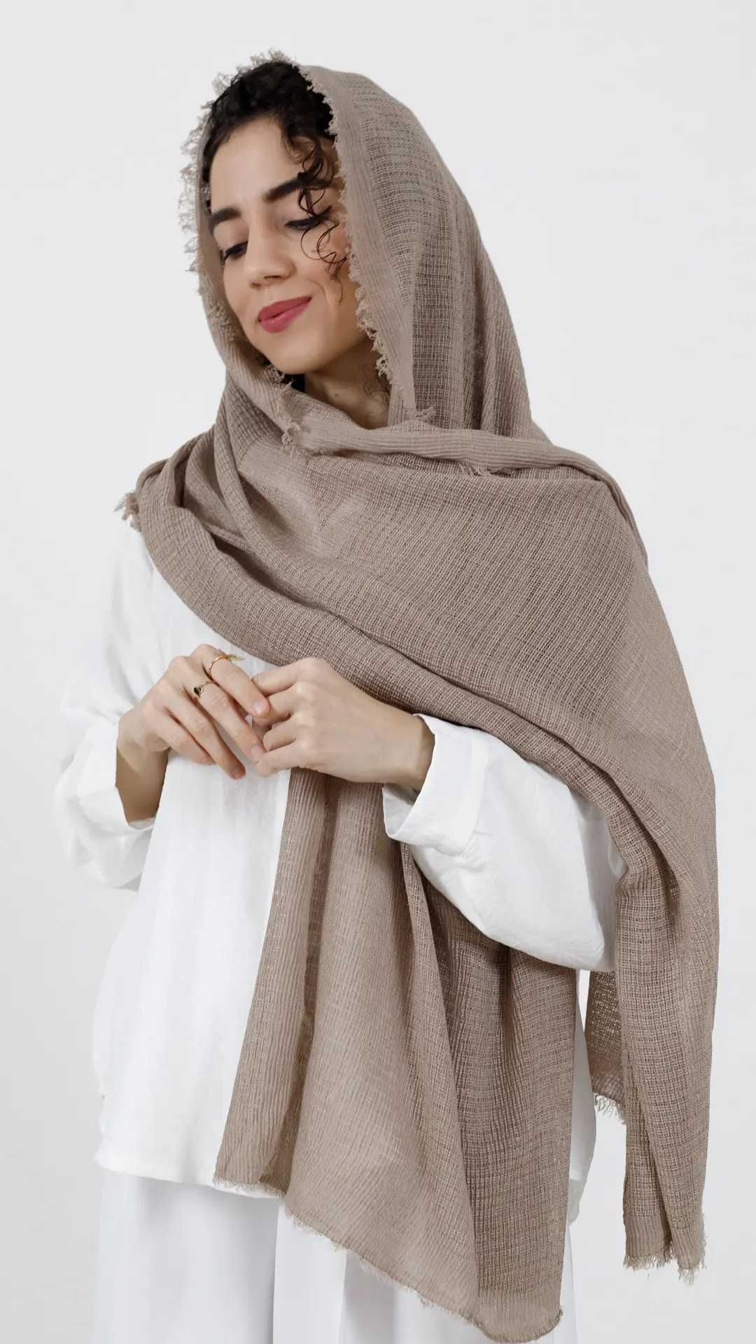 شال کنفی دور ریش