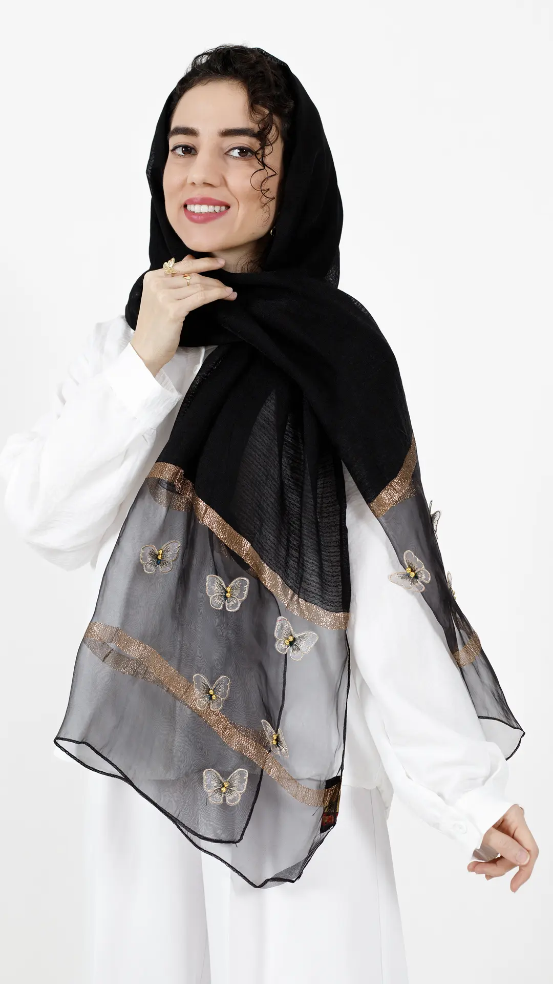 شال مشکی پروانه ای