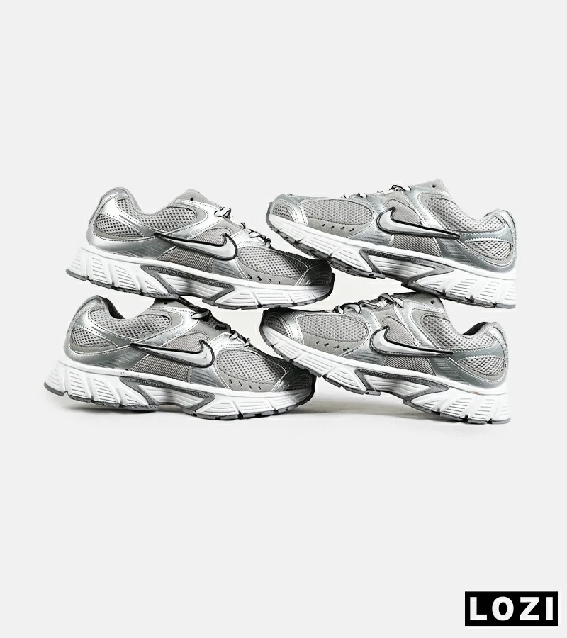 کفش کتانی مردانه و زنانه طوسی سفید نایک NIKE v5 RNR مدل 7323
