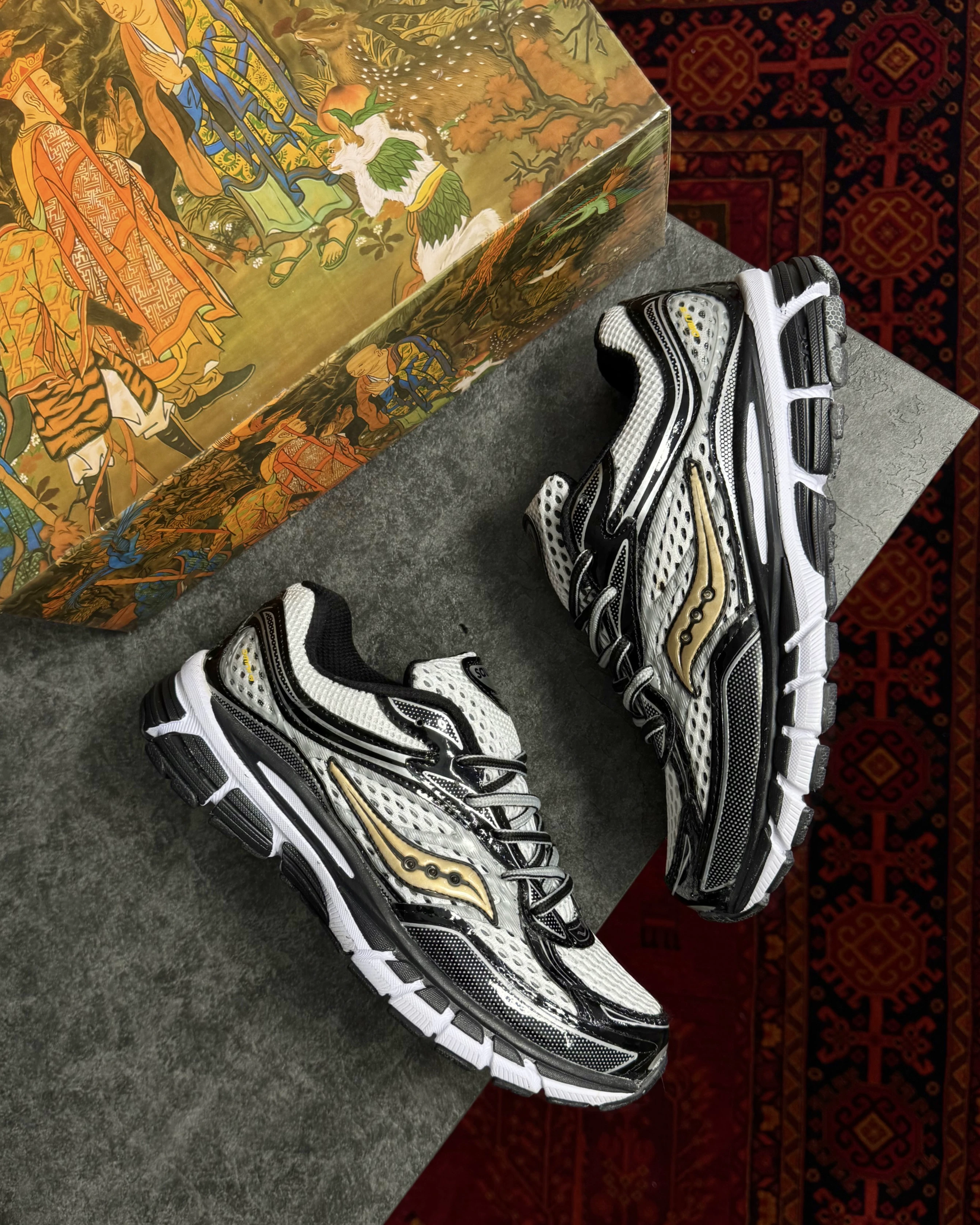 کتانی مردانه ساکونی