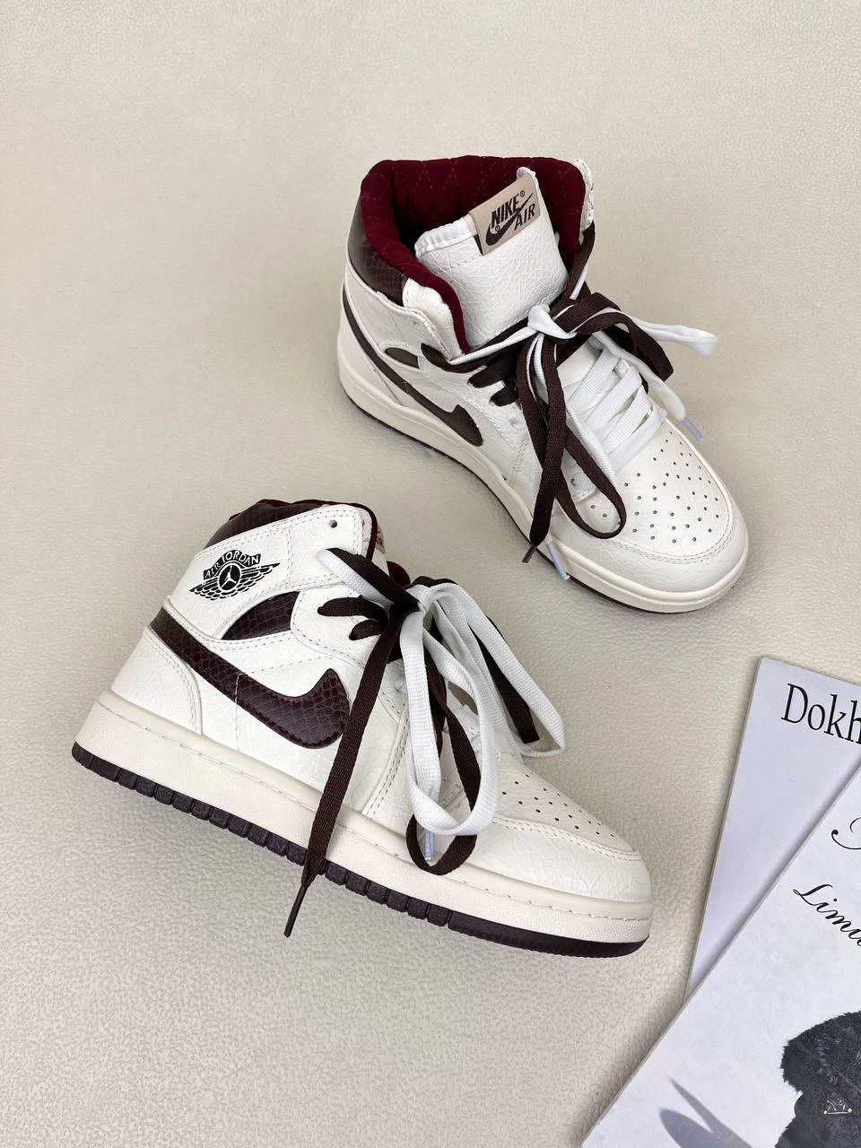 کتانی ونس زنانه ساق‌دار ایر جردن 1 اما مانیر 1 NIKE AIR JORDAN کد 912