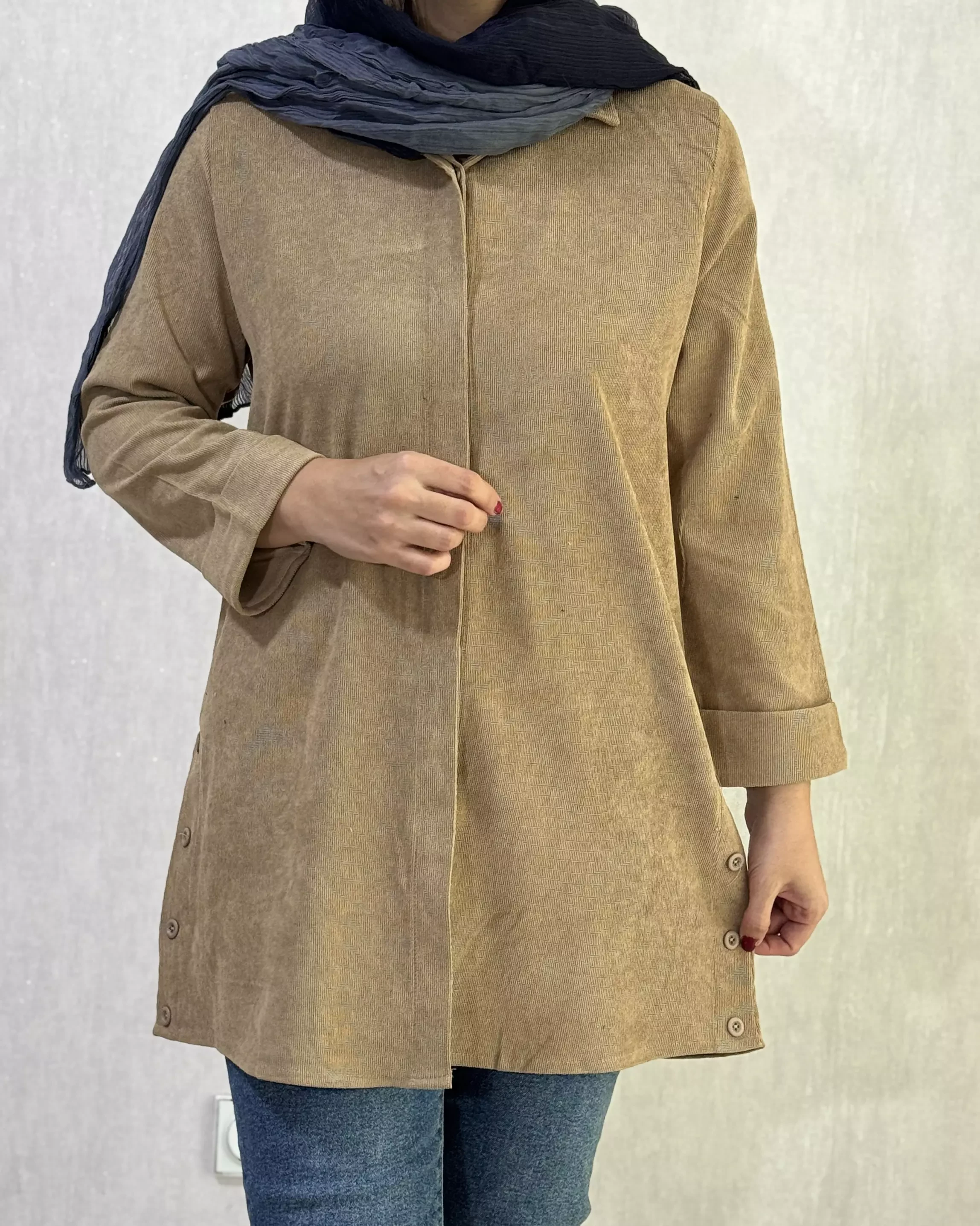 مانتو بغل دگمه مخمل کبریتی 1