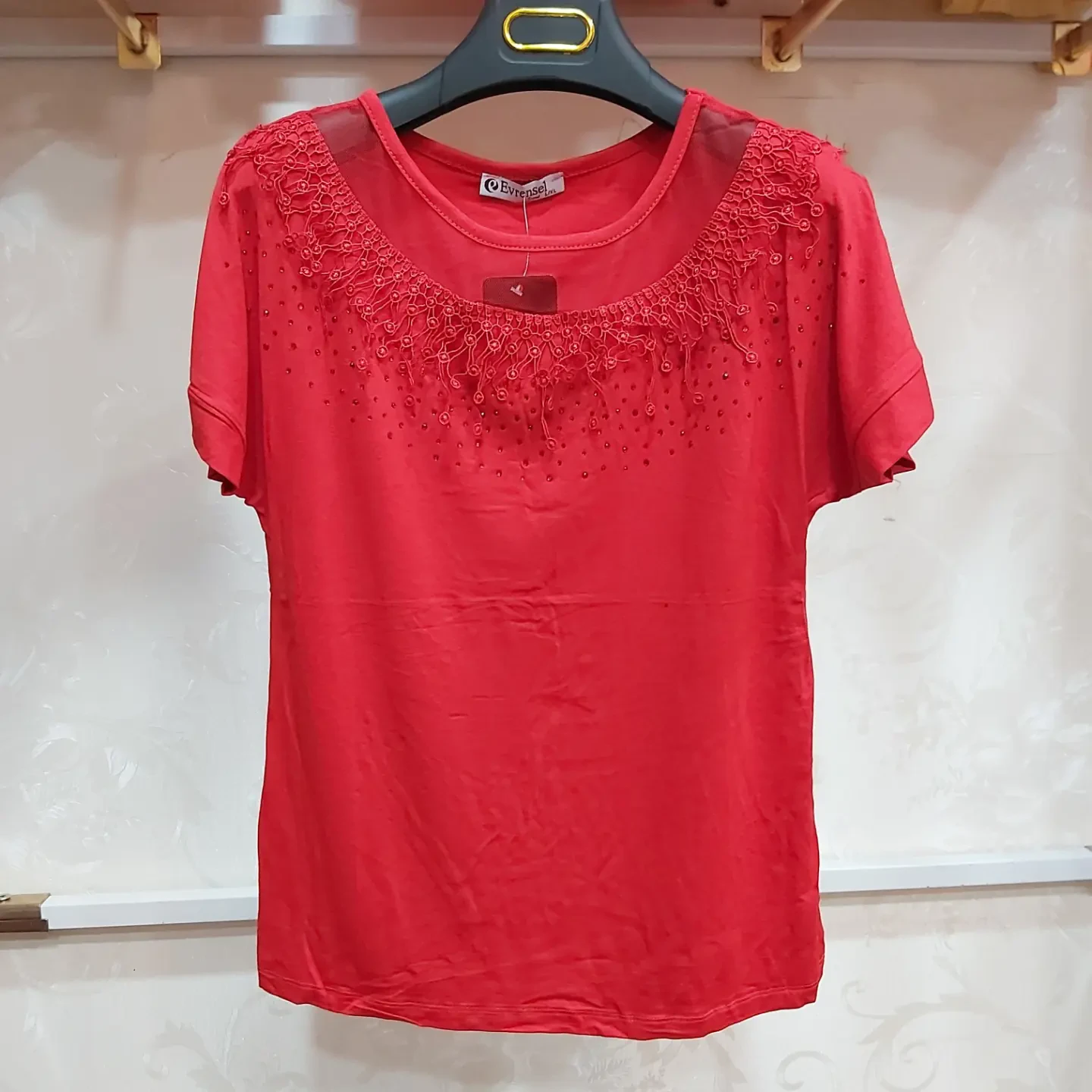 تیشرت زنانه مجلسی ترک گیپور دار جنس ویسکوز اورجینال