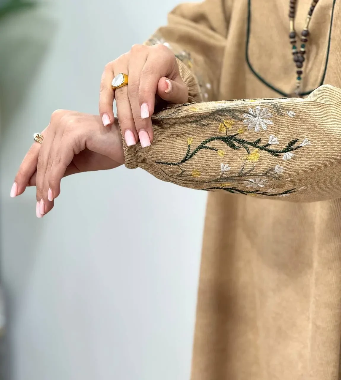 پیراهن مانتویی گلدوزی جانان