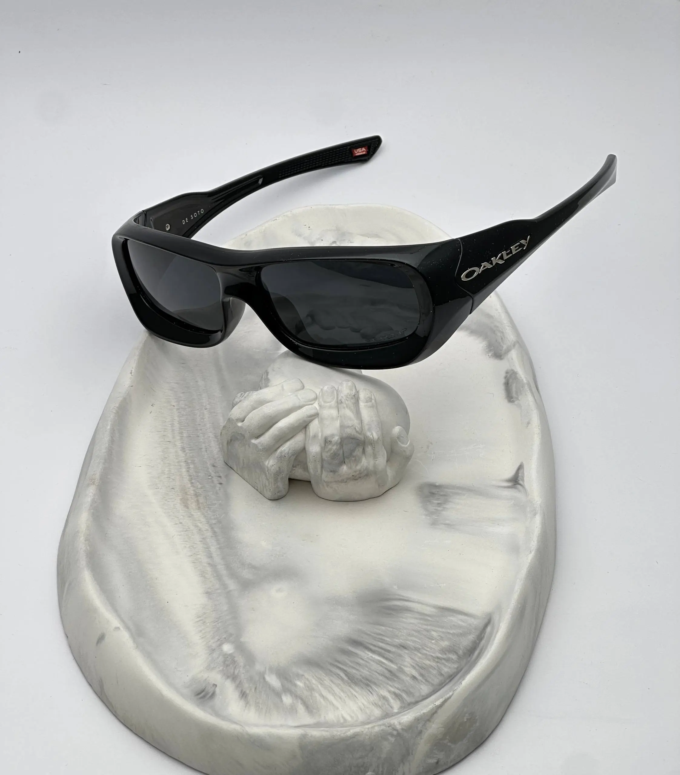 جدید ترین عینک اسپرت برند Oakley -OC01 پینترسی خرید اقساطی (مشکی)