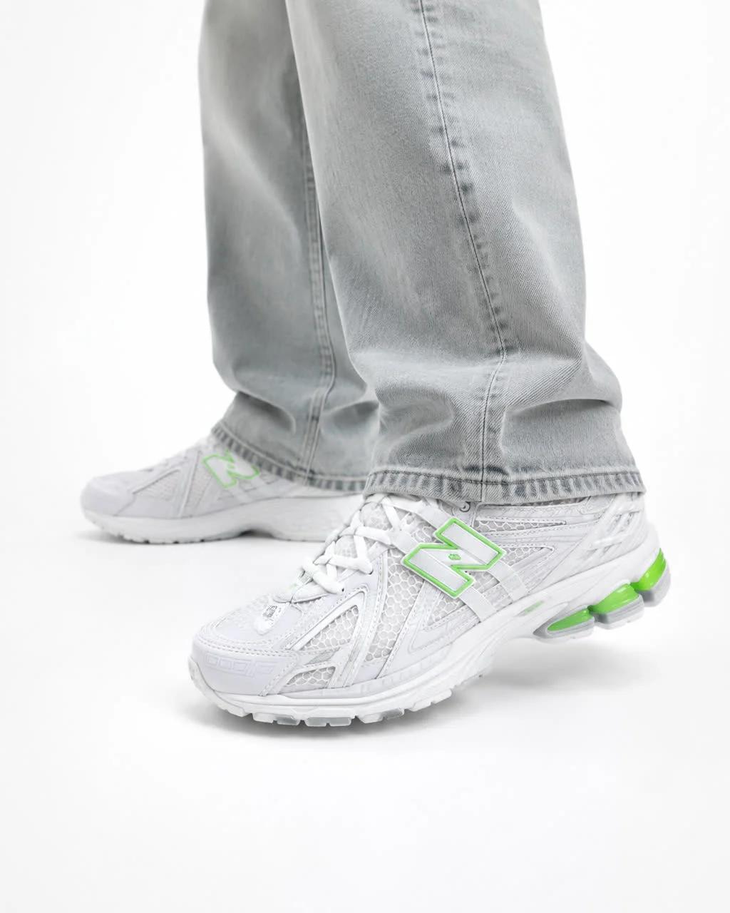 کتانی مردانه نیوبالانس 1906سفید سبز New BALANCE 1906A