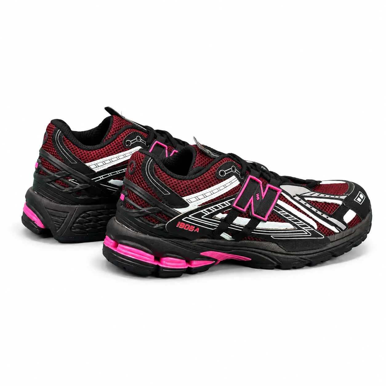 کتانی مردانه نیوبالانس 1906مشکی بنفش New BALANCE 1906A
