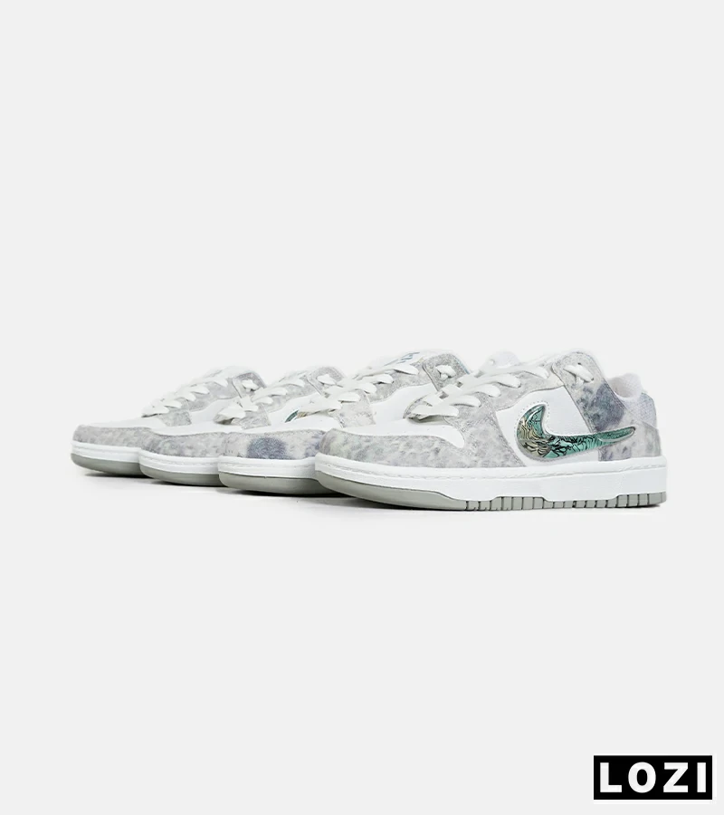 کفش کتانی مردانه و زنانه طوسی سفید سبز نایک NIKE dunk low steam puppet مدل 7205