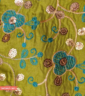 تاپ سوزندوزی سبز