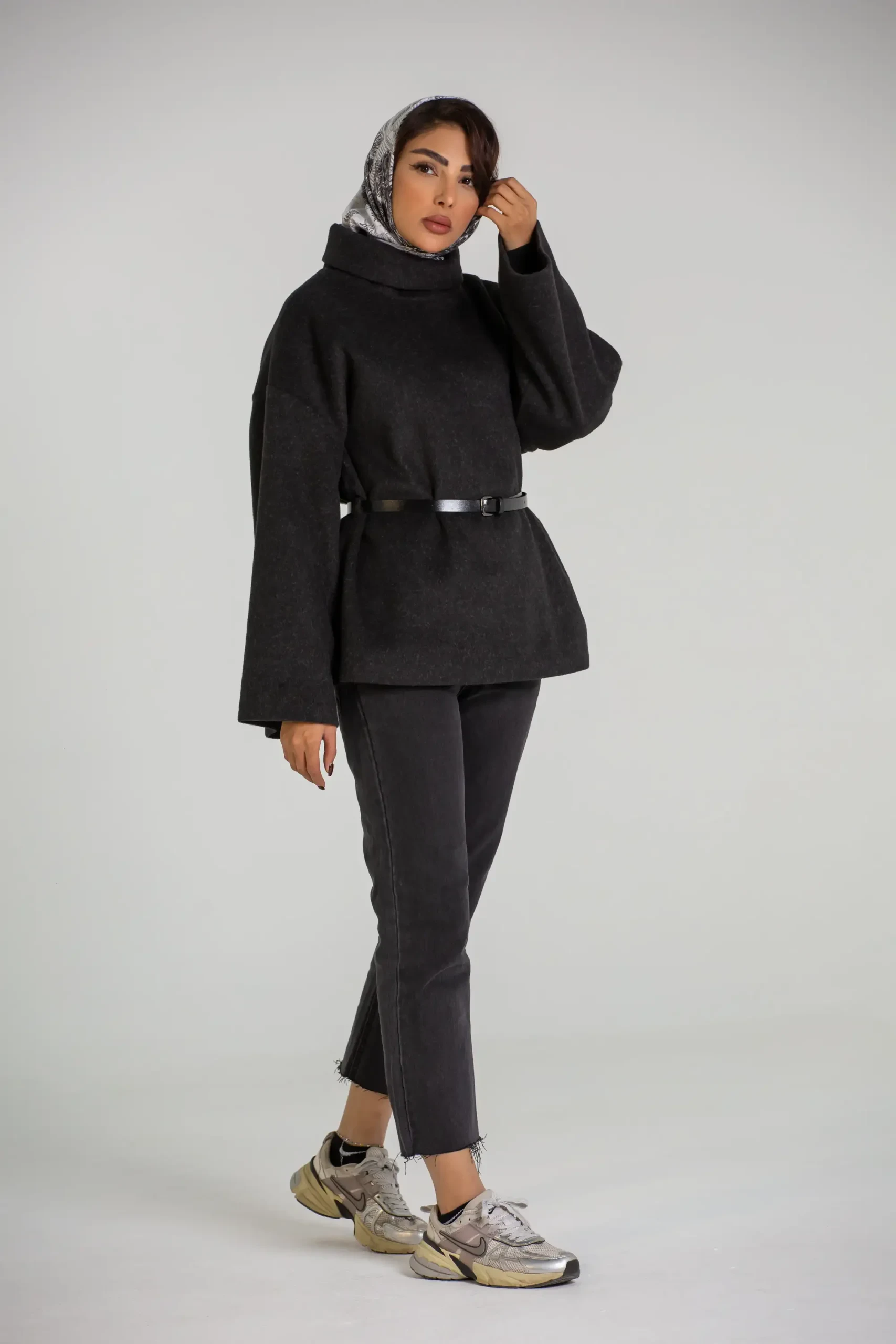 پالتو پانچ موهر nella