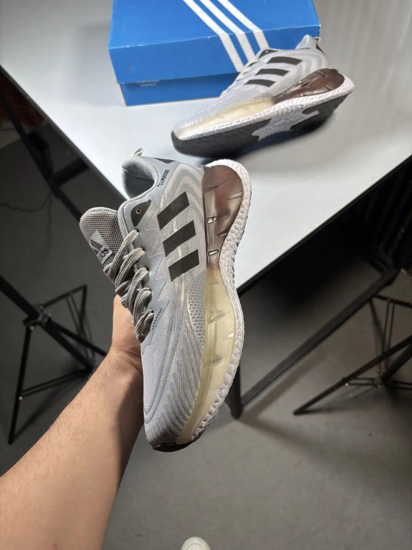 کتانی ادیداس مدل کلیماکول climacool / رنگ طوسی مشکی