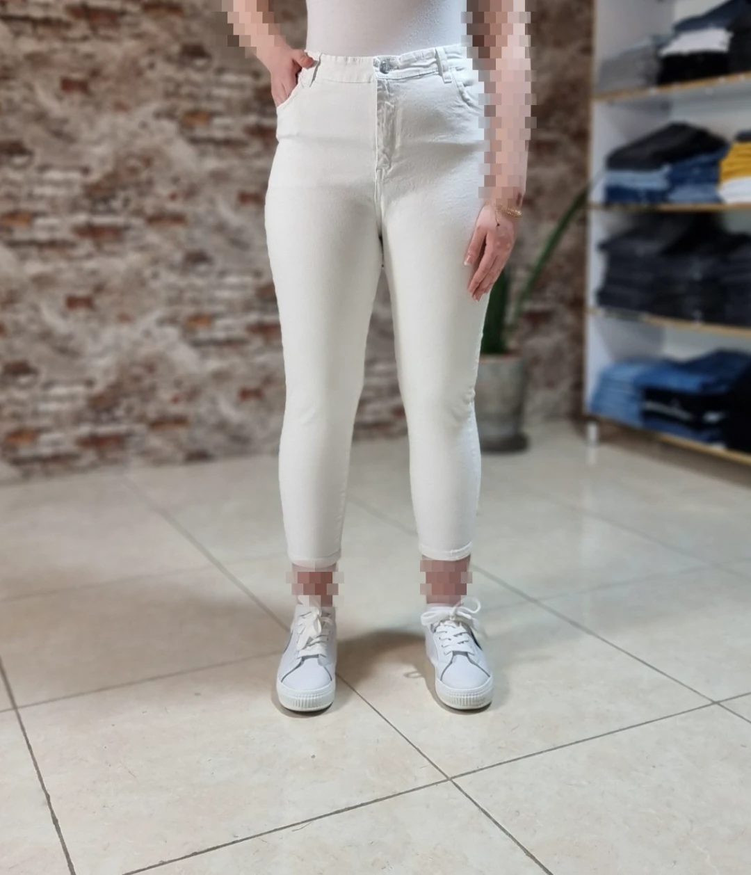 شلوار جین اسکینی دمپا زاپ‌دار کد 10160