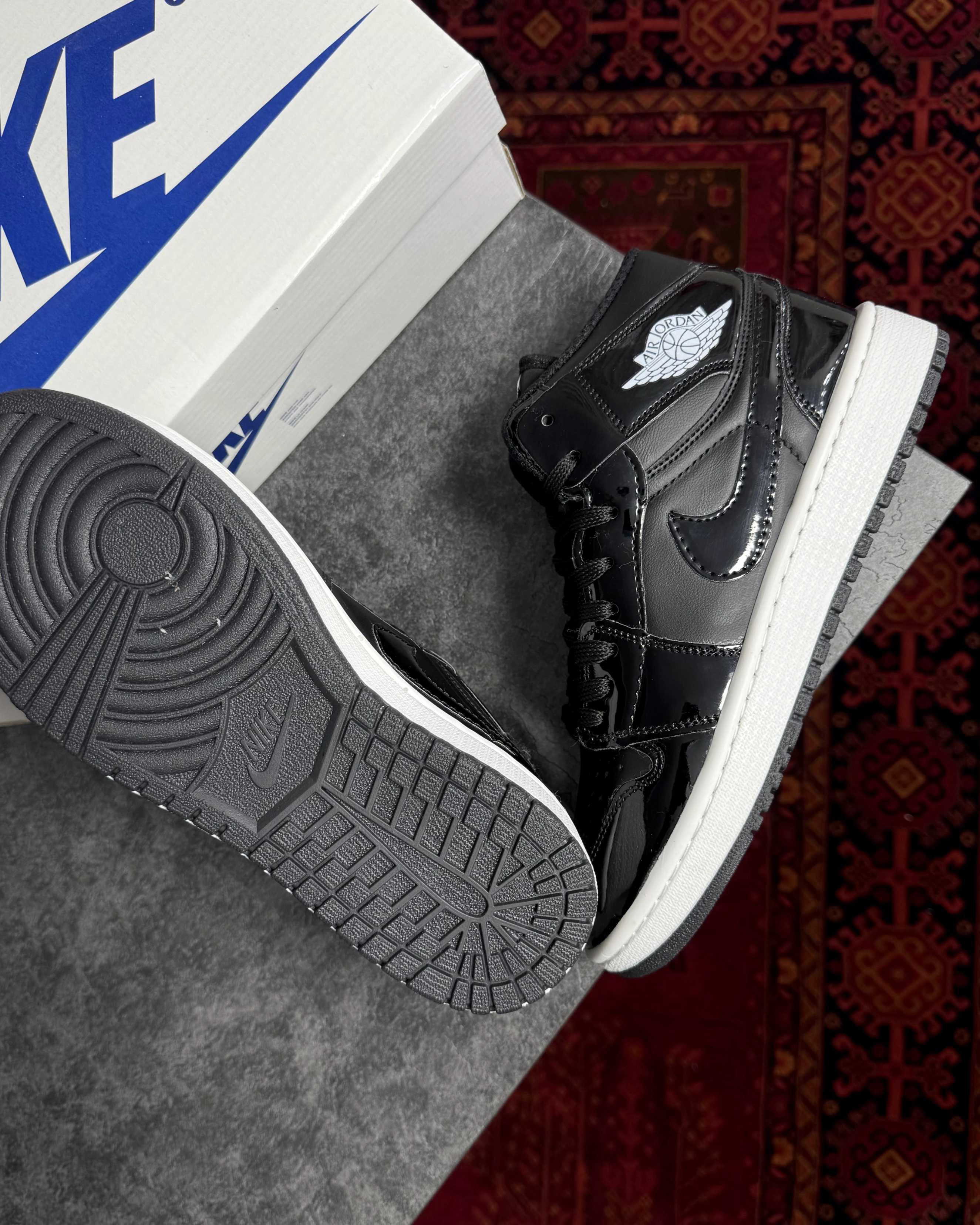 کتانی جردن وان ساق‌دار