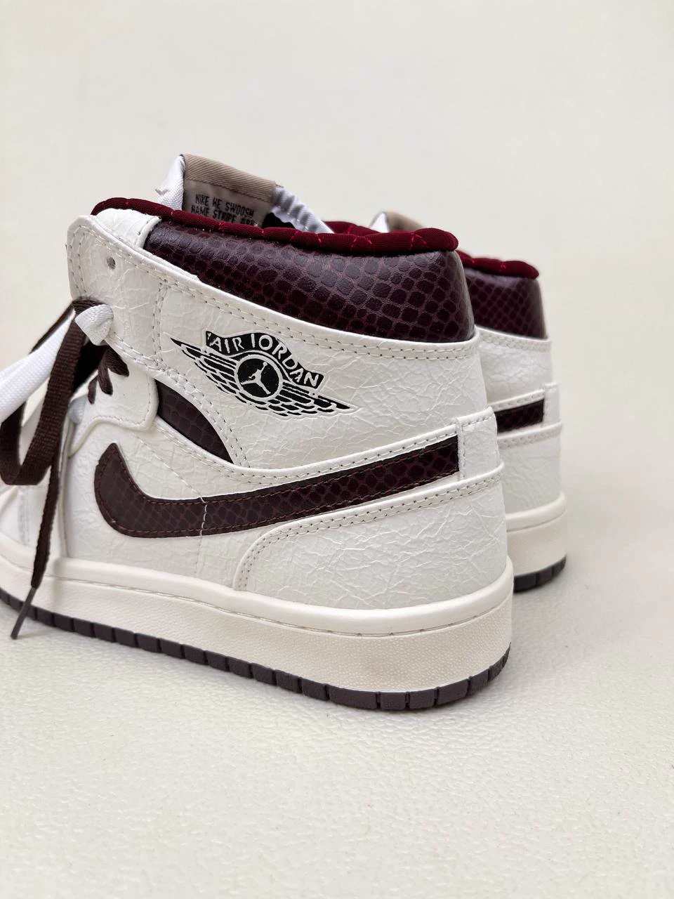 کتانی ونس زنانه ساق‌دار ایر جردن 1 اما مانیر 1 NIKE AIR JORDAN کد 912