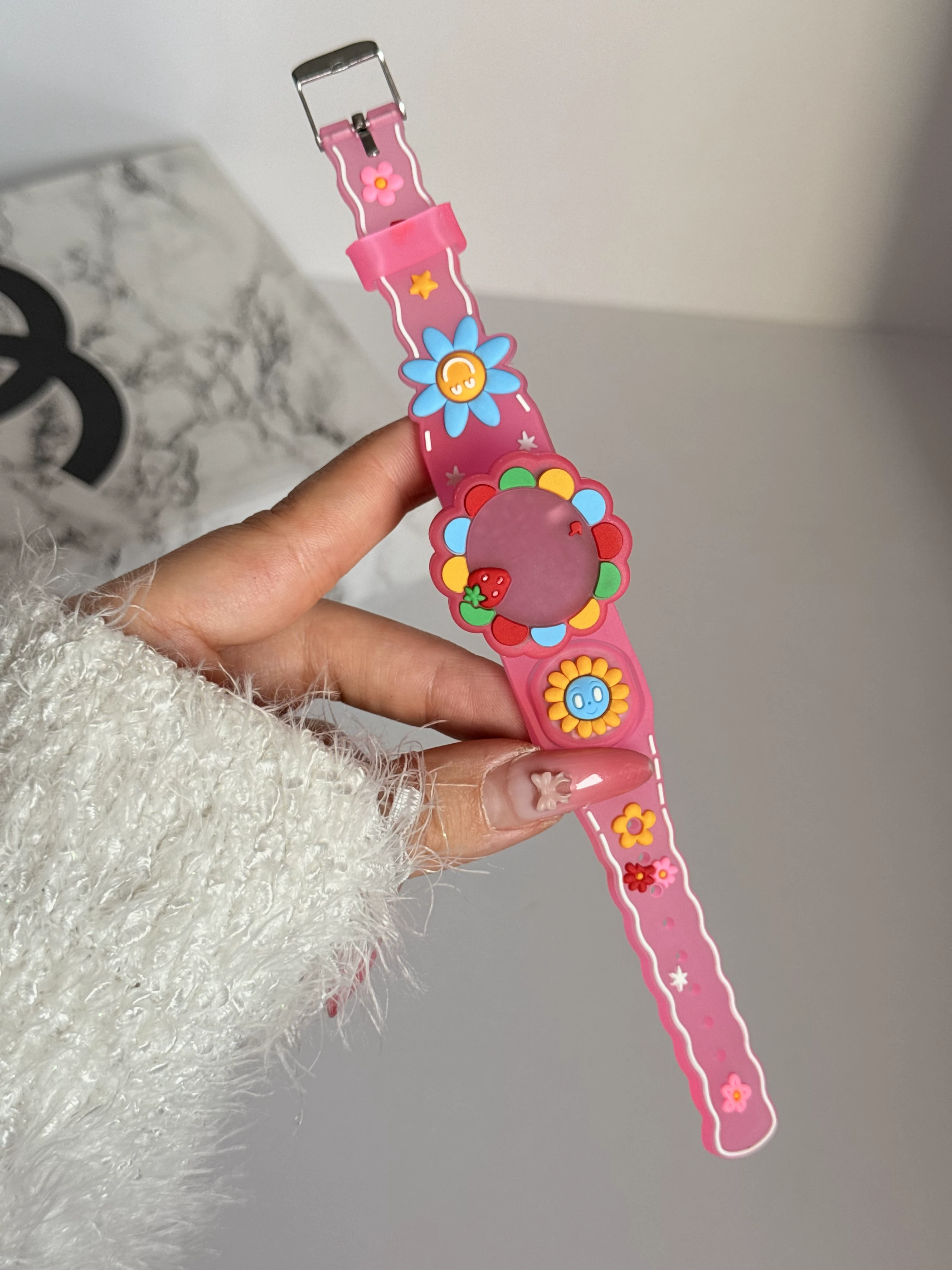 ساعت بچگانه دخترانه صفحه چرخان چراغ رنگی کد 1