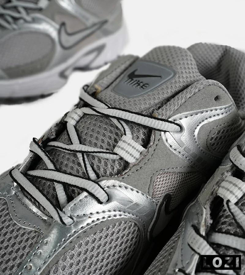 کفش کتانی مردانه و زنانه طوسی سفید نایک NIKE v5 RNR مدل 7323